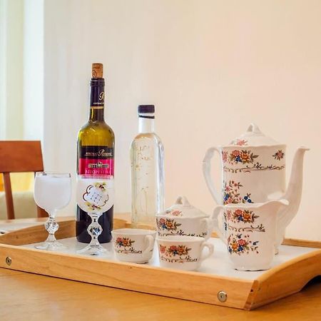 Athens Strawberry Hideaway - City Chic Retreat ภายนอก รูปภาพ