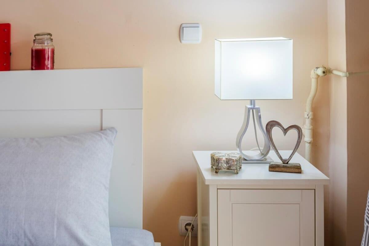 Athens Strawberry Hideaway - City Chic Retreat ภายนอก รูปภาพ