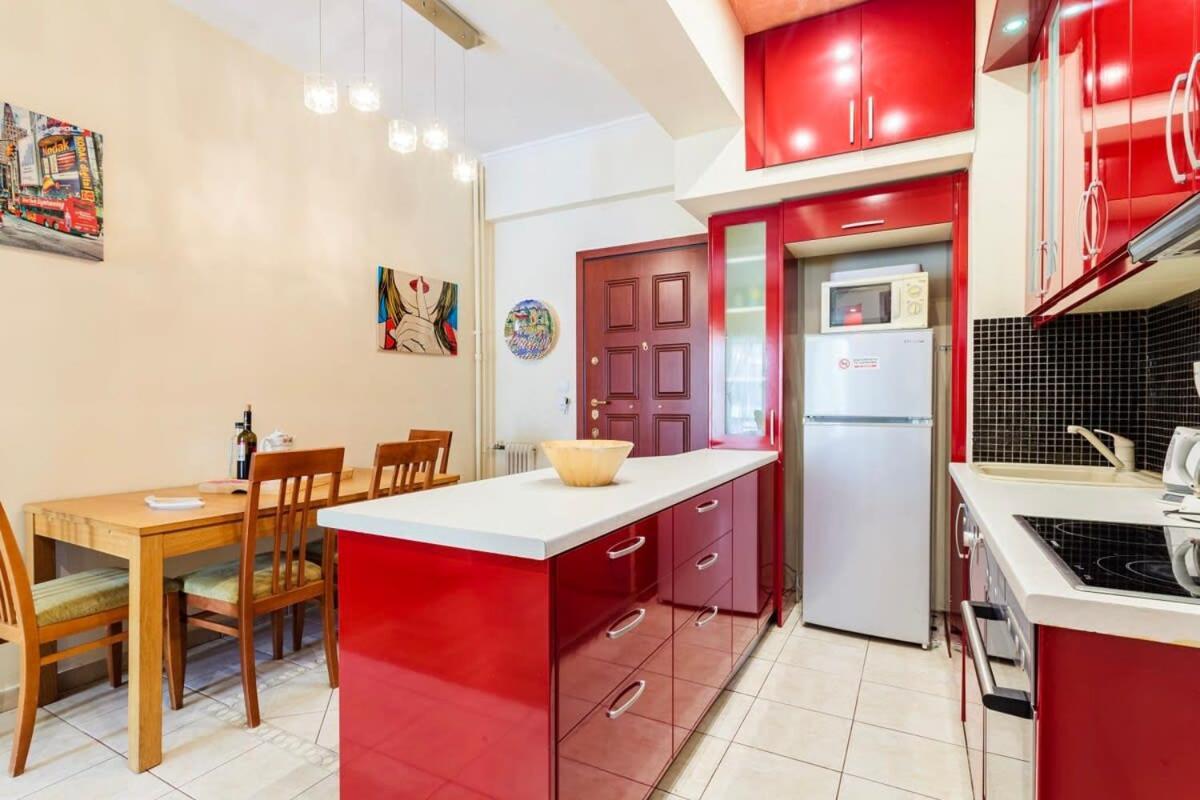 Athens Strawberry Hideaway - City Chic Retreat ภายนอก รูปภาพ